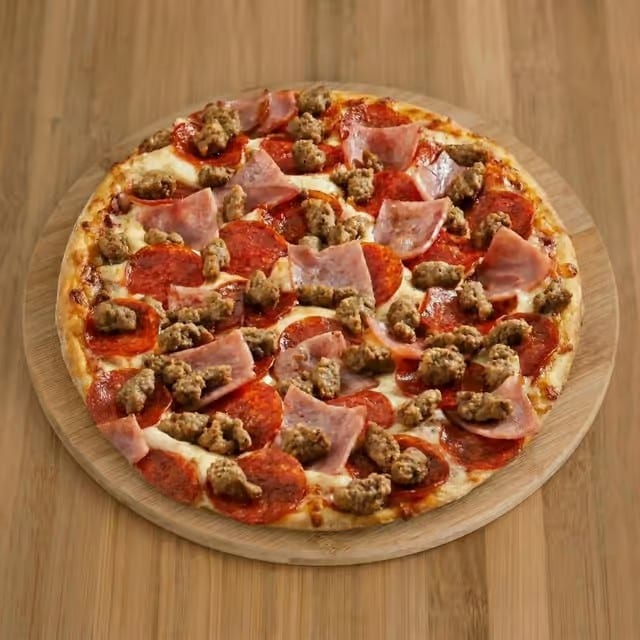 Meat Pizza - 12'' Medium.