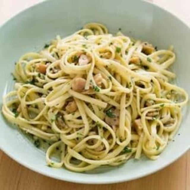 Linguini with Claim Sauce.